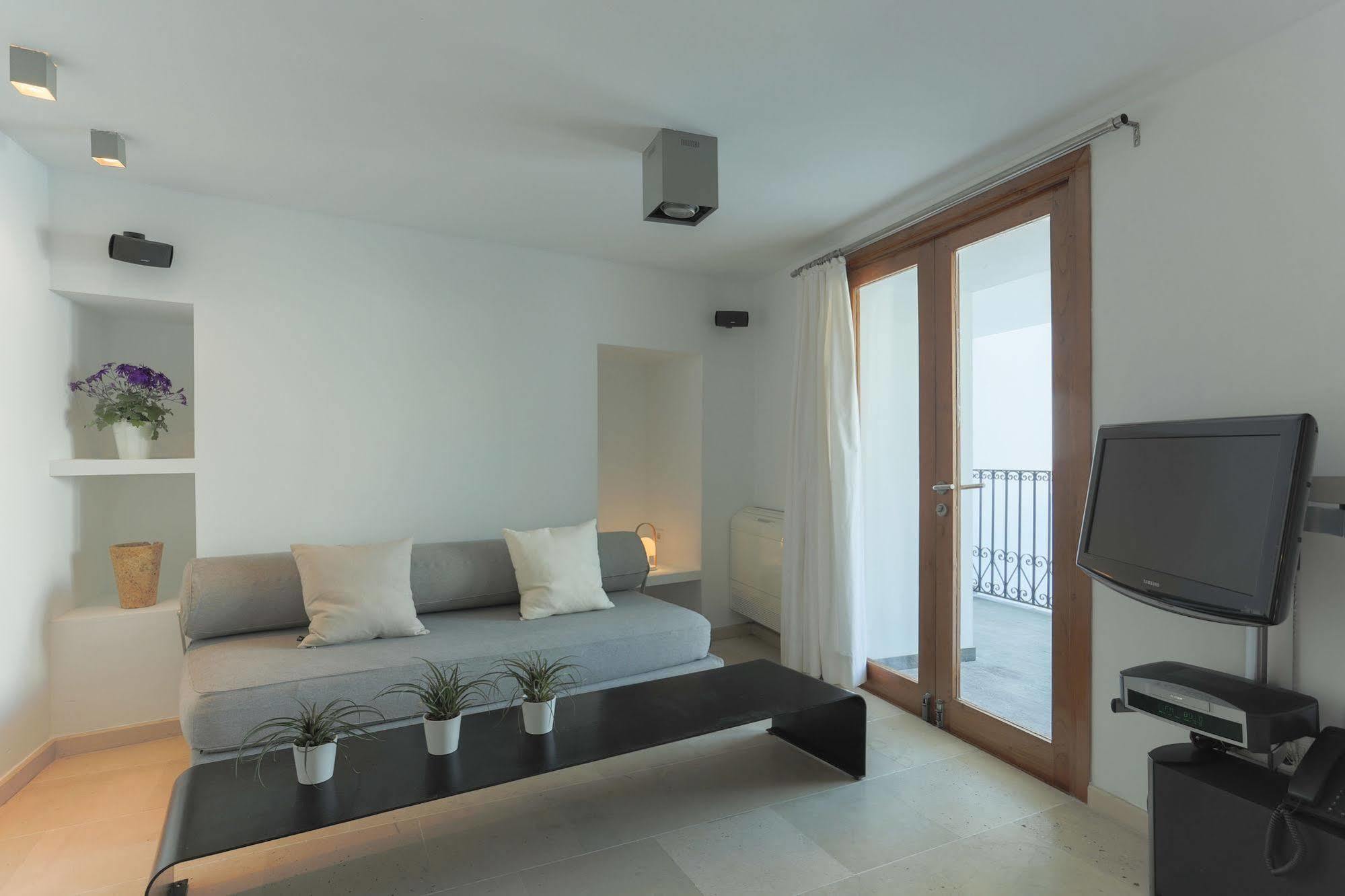 איביזה העיר Apartamentos Xereca -Dalt Vila- Loft מראה חיצוני תמונה