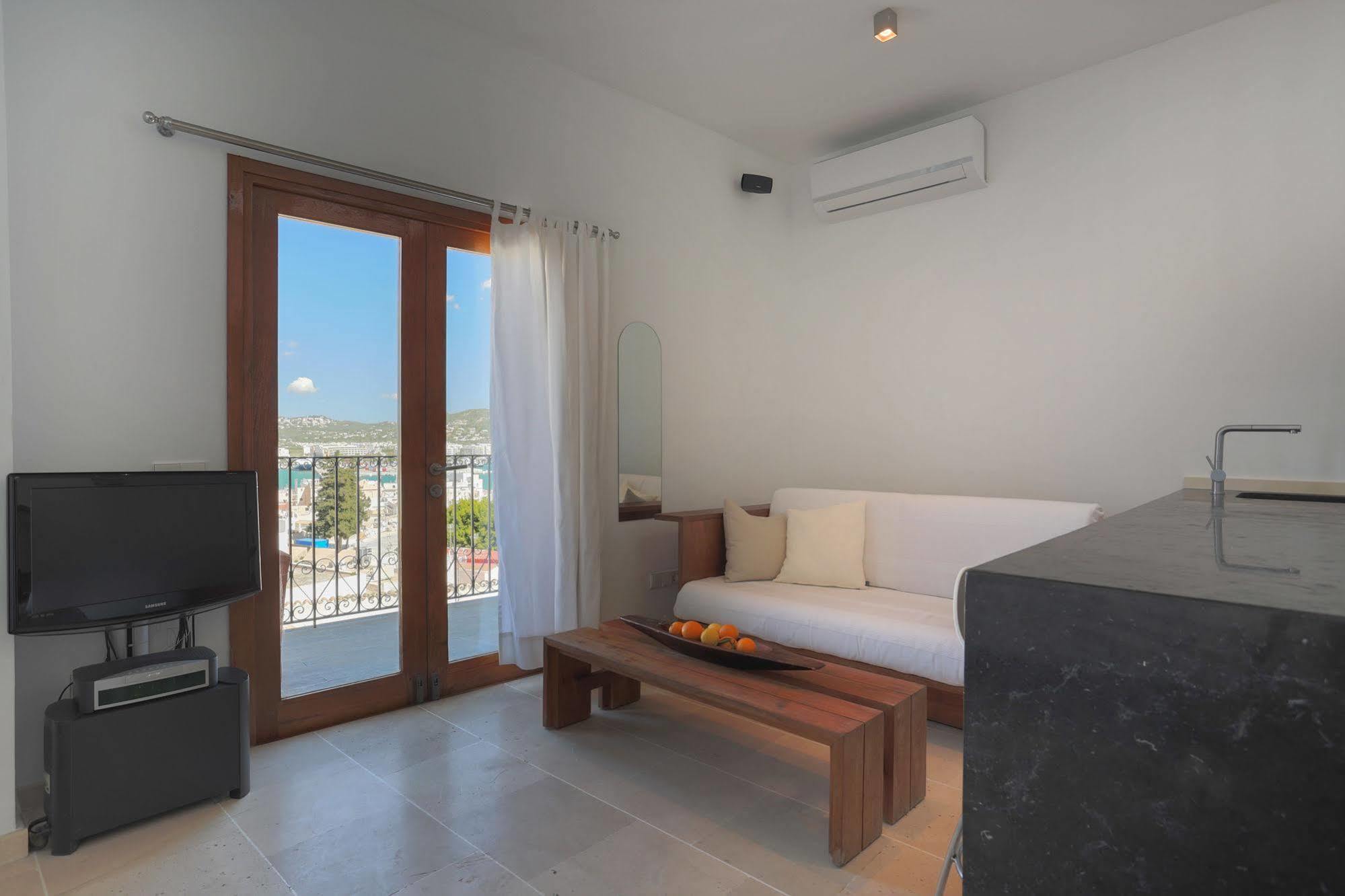איביזה העיר Apartamentos Xereca -Dalt Vila- Loft מראה חיצוני תמונה